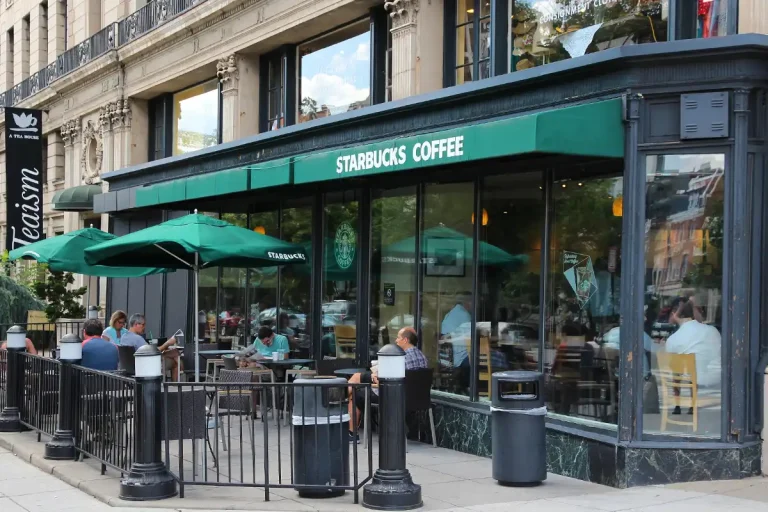 Starbucks Anuncia 10 Nuevas ‘Becas de Origen’ con un Valor Cercano a los 3,6 Millones de Euros