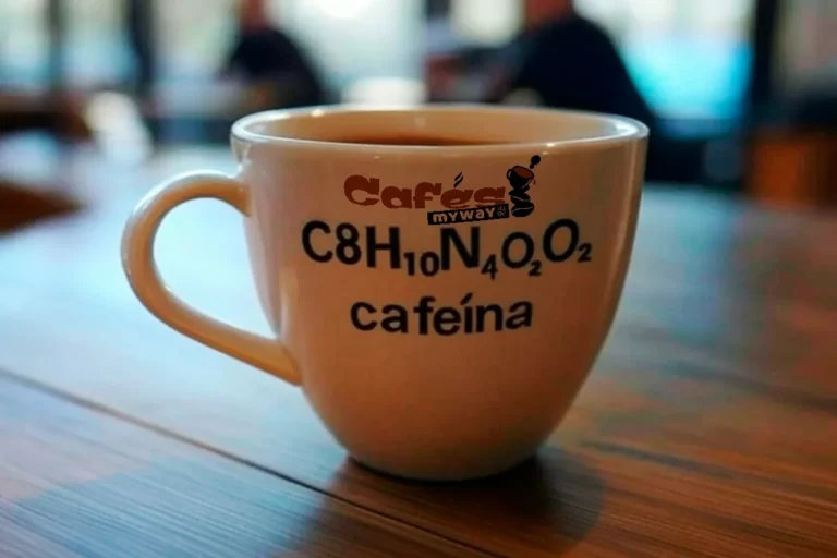 cafeína en un café