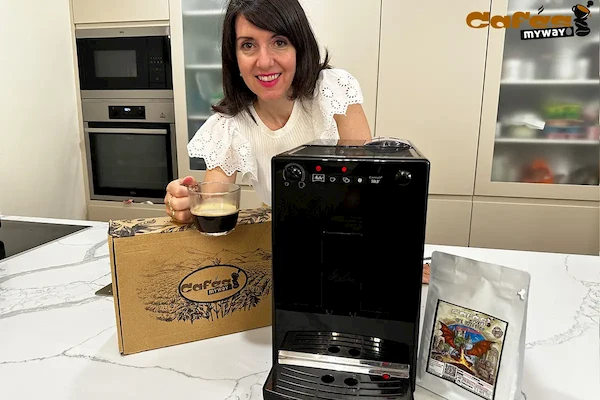 probando cafetera Melitta Cafeo Solo