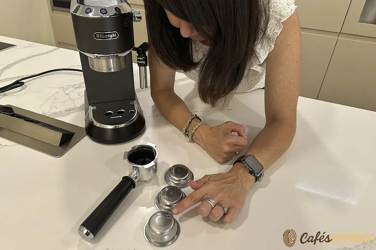 test cacillos cafetera express Delongui Dedica